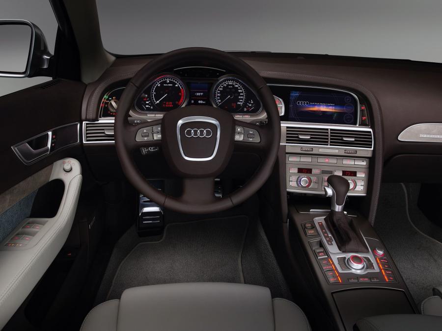 Торпедо Audi Allroad Quattro Concept (4F, C6) 2005 года  (фото 12 из 36)